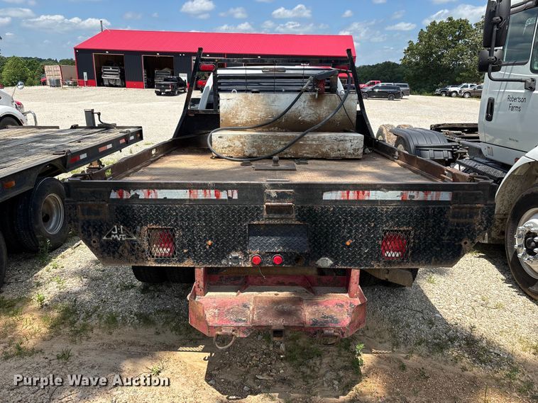 image for item FG0511 2011 Ford F350 Super Duty Crew Cab flatbed pickup truck