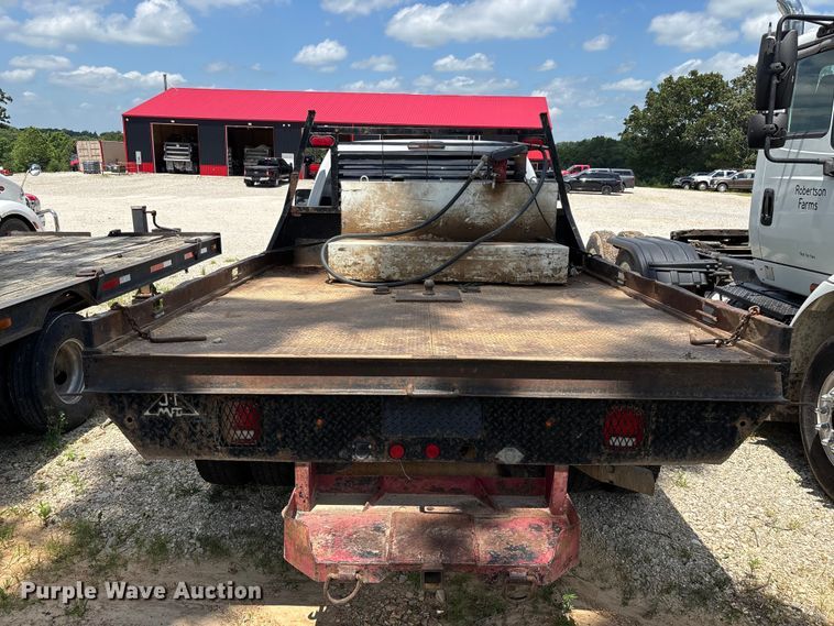 image for item FG0511 2011 Ford F350 Super Duty Crew Cab flatbed pickup truck