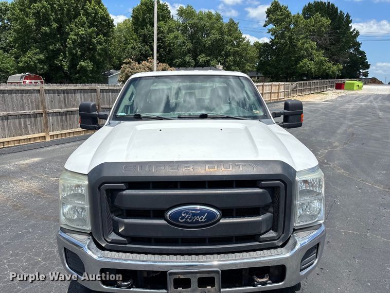 image for item FG0512 2012 Ford F250 Super Duty Crew Cab pickup truck