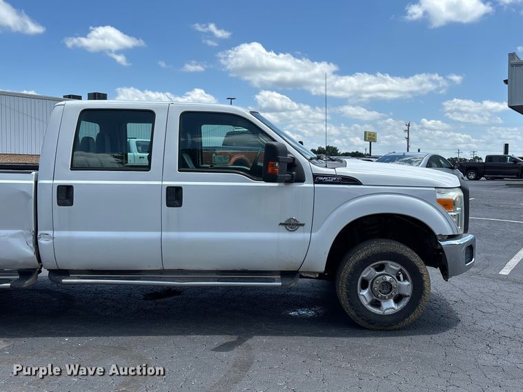 image for item FG0512 2012 Ford F250 Super Duty Crew Cab pickup truck