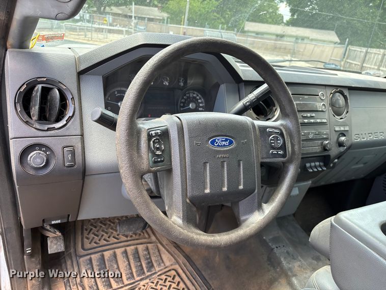 image for item FG0512 2012 Ford F250 Super Duty Crew Cab pickup truck