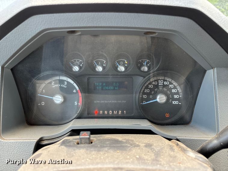 image for item FG0512 2012 Ford F250 Super Duty Crew Cab pickup truck