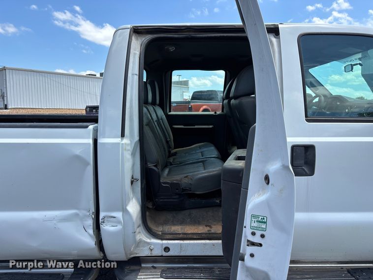 image for item FG0512 2012 Ford F250 Super Duty Crew Cab pickup truck