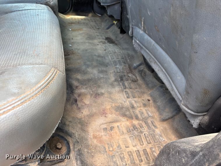 image for item FG0512 2012 Ford F250 Super Duty Crew Cab pickup truck