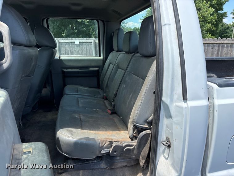 image for item FG0512 2012 Ford F250 Super Duty Crew Cab pickup truck