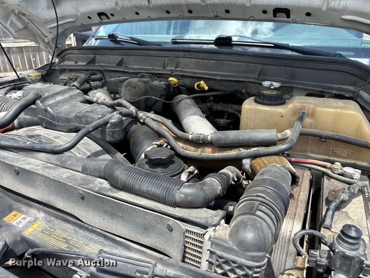 image for item FG0512 2012 Ford F250 Super Duty Crew Cab pickup truck