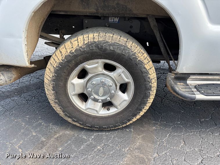 image for item FG0512 2012 Ford F250 Super Duty Crew Cab pickup truck