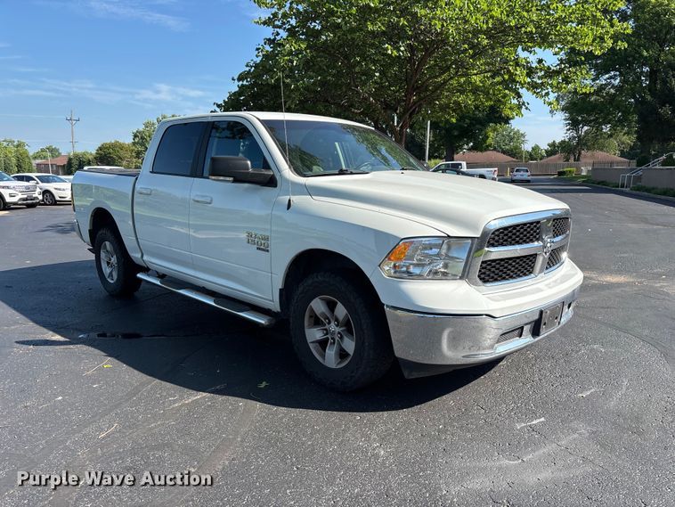 image for item FG0513 2019 RAM 1500 Crew Cab pickup truck