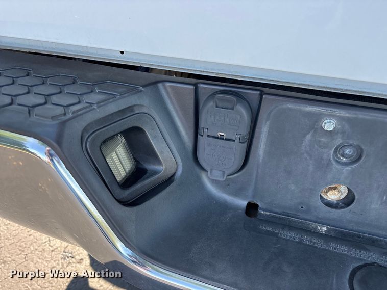 image for item FG0513 2019 RAM 1500 Crew Cab pickup truck