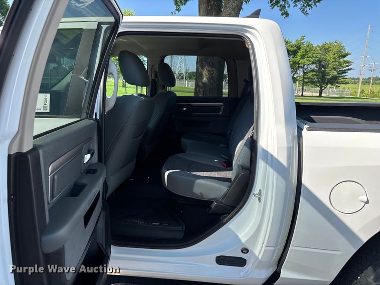 image for item FG0513 2019 RAM 1500 Crew Cab pickup truck