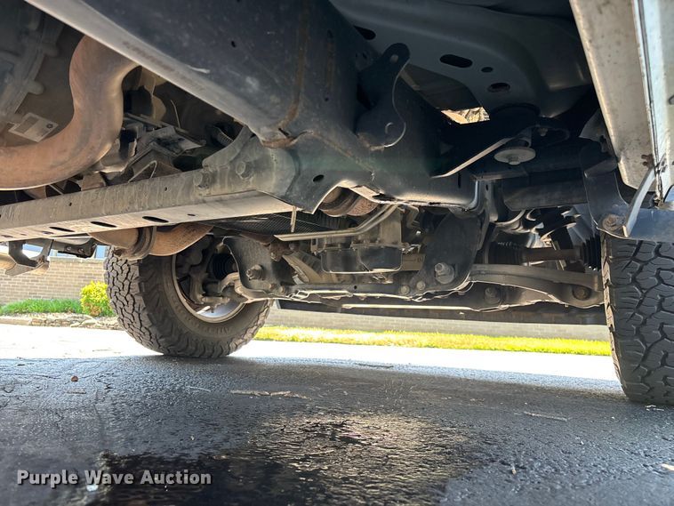 image for item FG0513 2019 RAM 1500 Crew Cab pickup truck