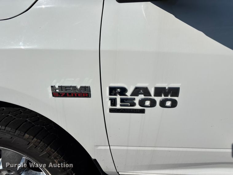 image for item FG0514 2019 RAM 1500 Crew Cab pickup truck