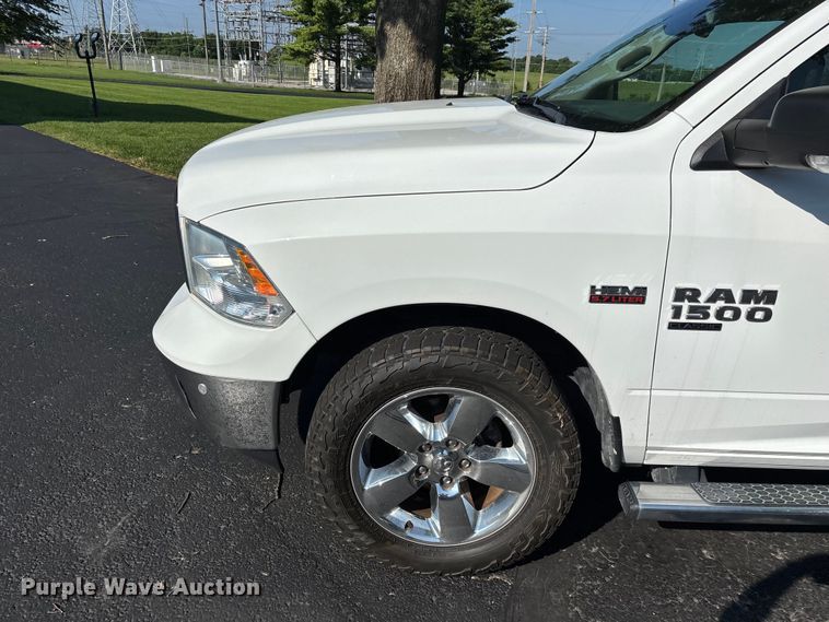 image for item FG0514 2019 RAM 1500 Crew Cab pickup truck