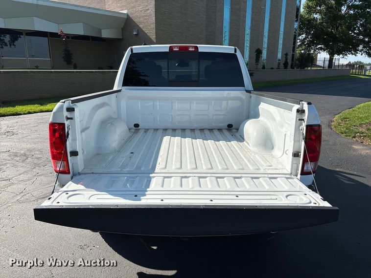 image for item FG0514 2019 RAM 1500 Crew Cab pickup truck