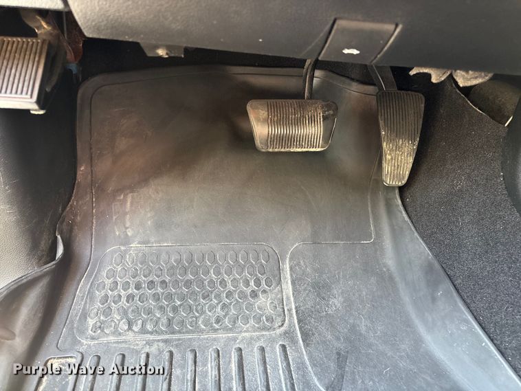 image for item FG0514 2019 RAM 1500 Crew Cab pickup truck
