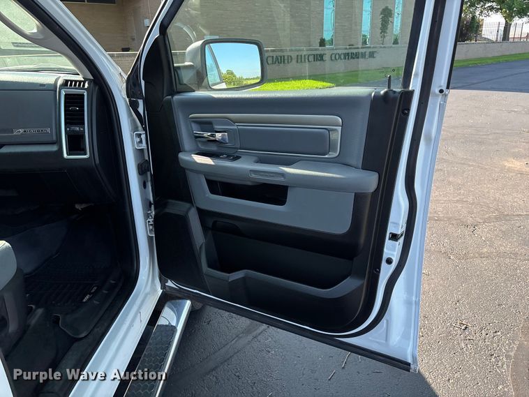 image for item FG0514 2019 RAM 1500 Crew Cab pickup truck
