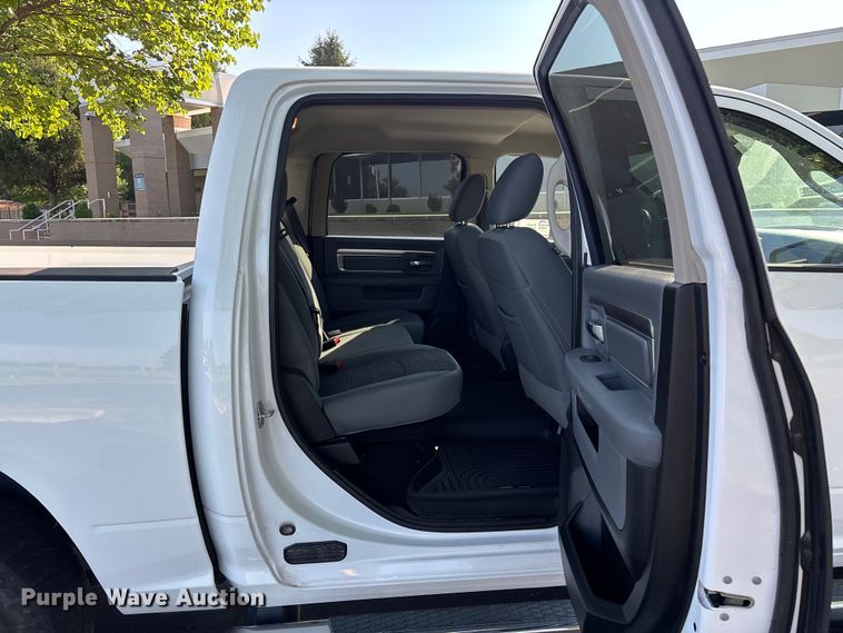 image for item FG0514 2019 RAM 1500 Crew Cab pickup truck