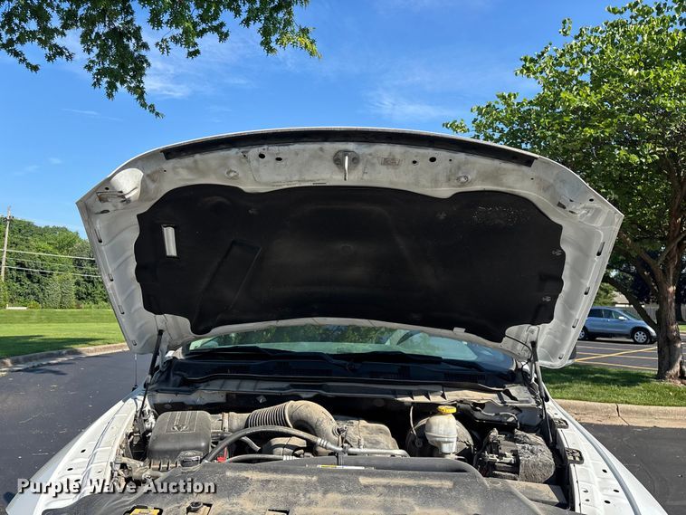 image for item FG0514 2019 RAM 1500 Crew Cab pickup truck