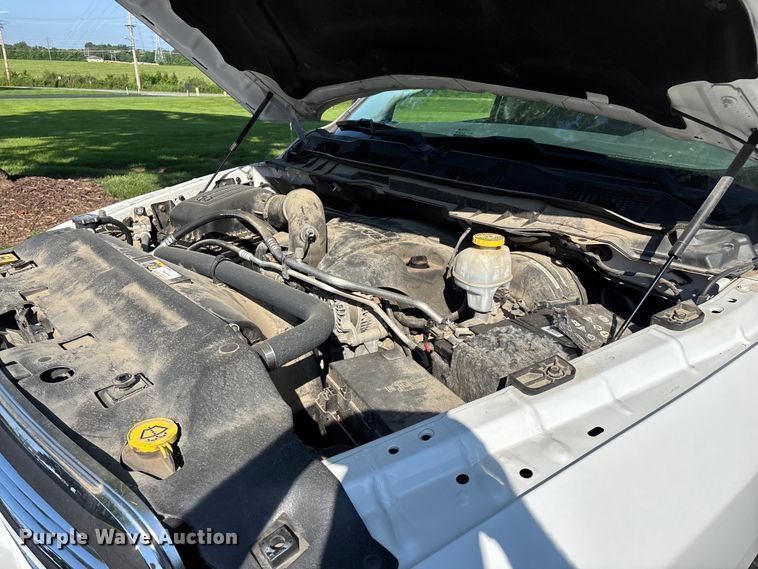 image for item FG0514 2019 RAM 1500 Crew Cab pickup truck