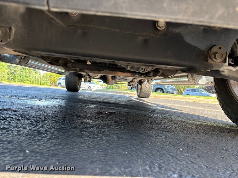 image for item FG0514 2019 RAM 1500 Crew Cab pickup truck