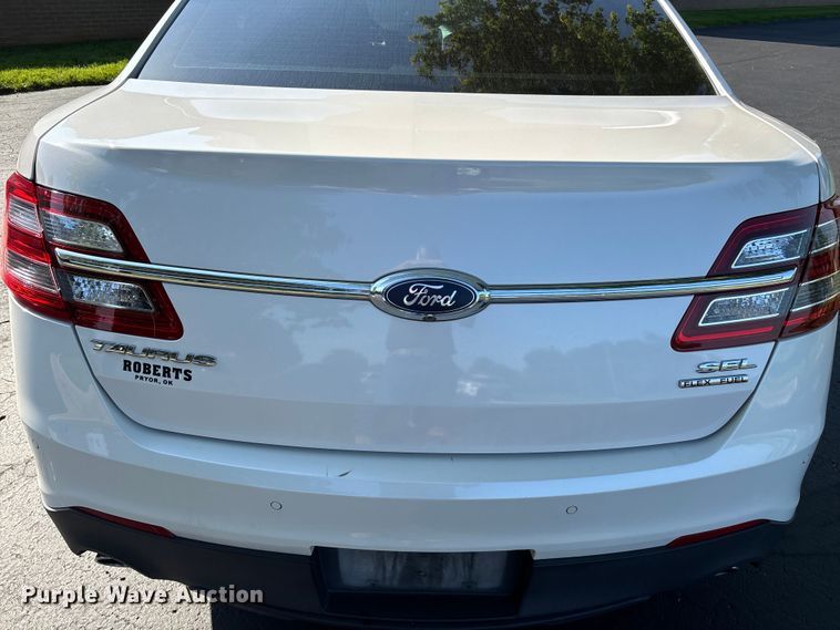 image for item FG0515 2019 Ford Taurus SEL 