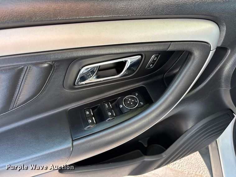 image for item FG0515 2019 Ford Taurus SEL 