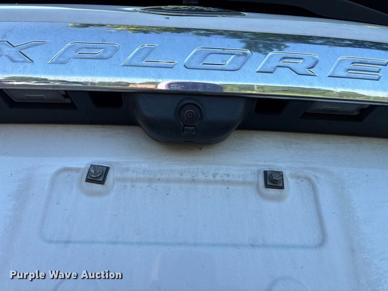 image for item FG0516 2021 Ford Explorer Limited SUV
