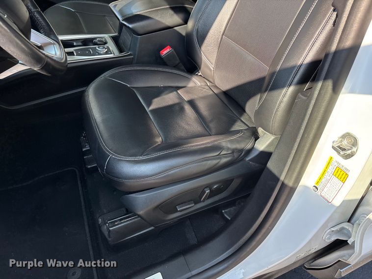 image for item FG0516 2021 Ford Explorer Limited SUV