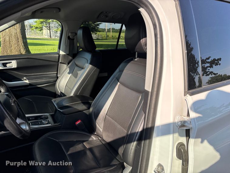 image for item FG0516 2021 Ford Explorer Limited SUV