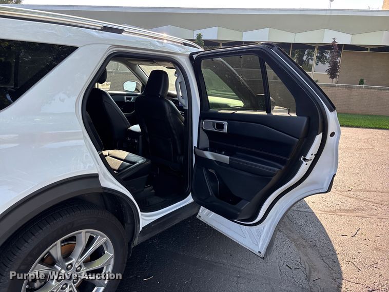 image for item FG0516 2021 Ford Explorer Limited SUV