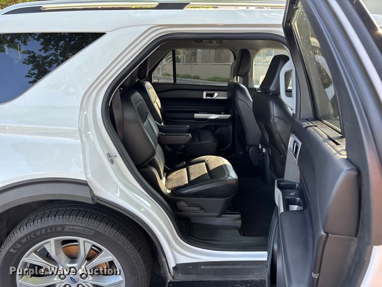 image for item FG0516 2021 Ford Explorer Limited SUV