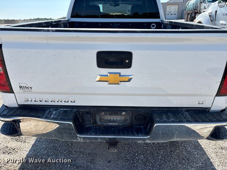 image for item FG0517 2015 Chevrolet Silverado 1500 Ext. Cab pickup truck cab and chassis