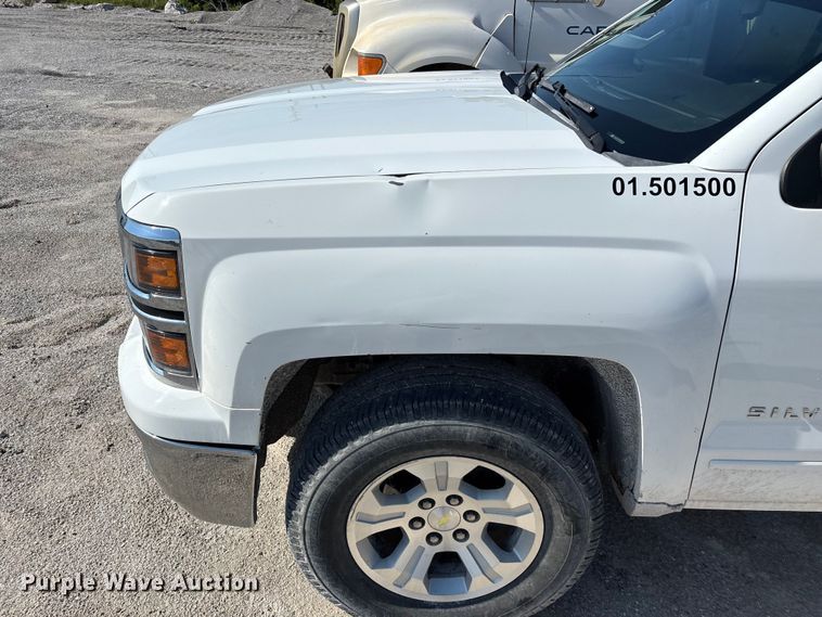 image for item FG0517 2015 Chevrolet Silverado 1500 Ext. Cab pickup truck cab and chassis