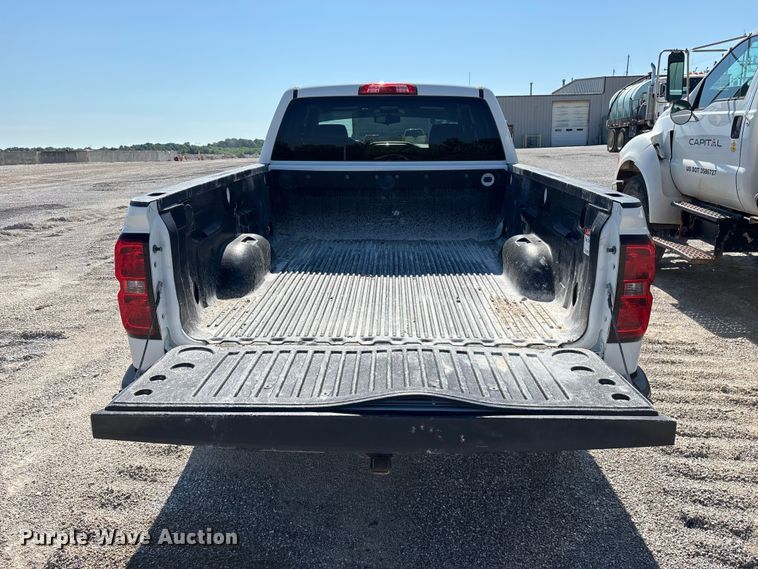 image for item FG0517 2015 Chevrolet Silverado 1500 Ext. Cab pickup truck cab and chassis