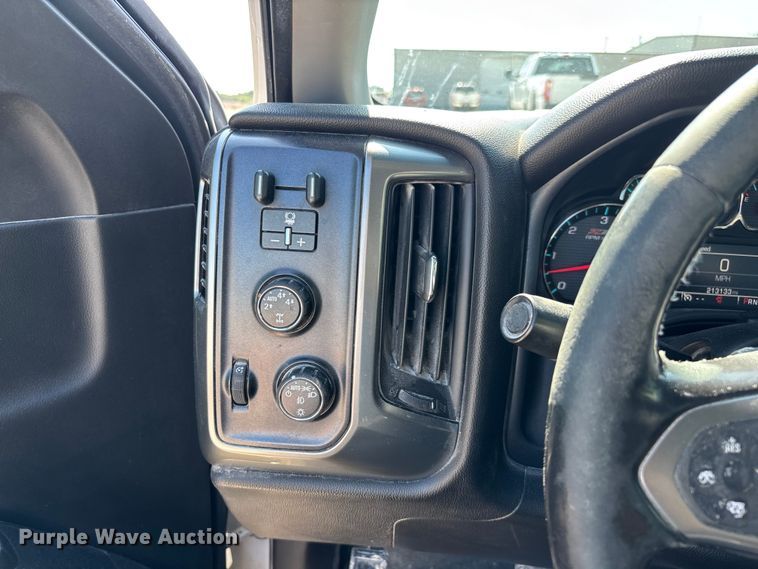 image for item FG0517 2015 Chevrolet Silverado 1500 Ext. Cab pickup truck cab and chassis