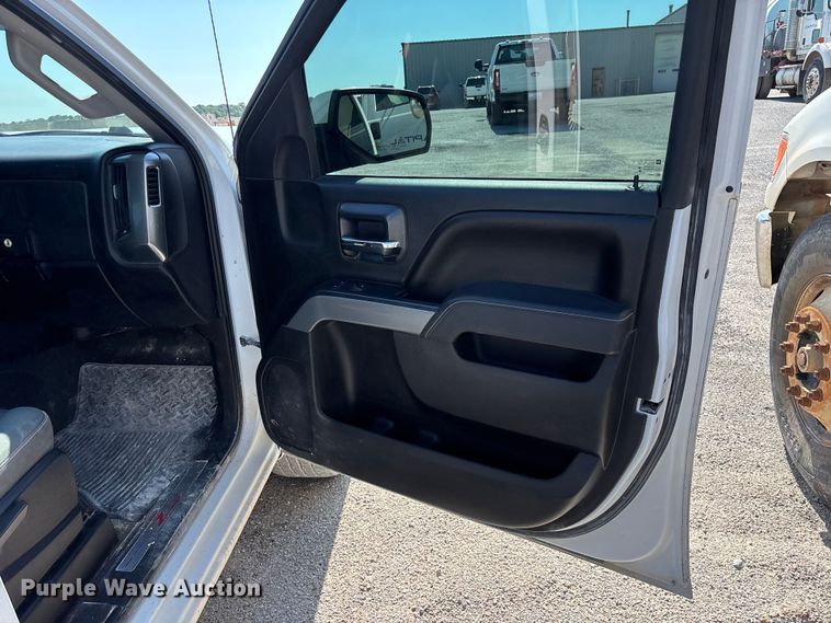 image for item FG0517 2015 Chevrolet Silverado 1500 Ext. Cab pickup truck cab and chassis