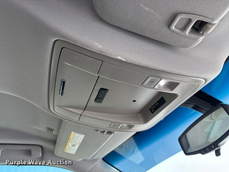image for item FG0517 2015 Chevrolet Silverado 1500 Ext. Cab pickup truck cab and chassis