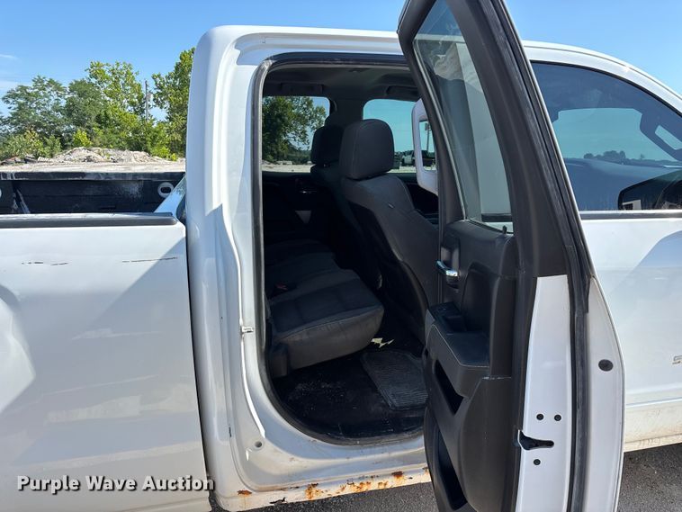 image for item FG0517 2015 Chevrolet Silverado 1500 Ext. Cab pickup truck cab and chassis