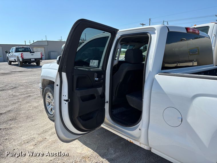 image for item FG0517 2015 Chevrolet Silverado 1500 Ext. Cab pickup truck cab and chassis