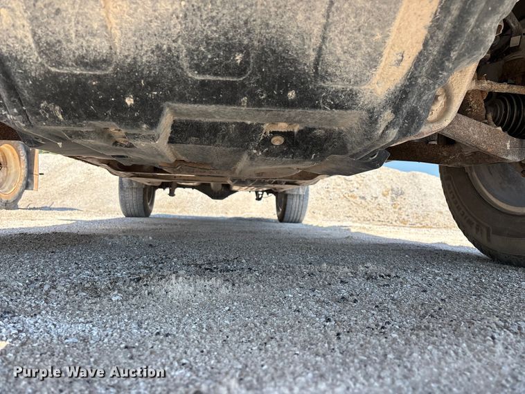 image for item FG0517 2015 Chevrolet Silverado 1500 Ext. Cab pickup truck cab and chassis