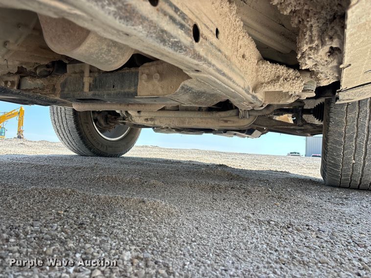 image for item FG0517 2015 Chevrolet Silverado 1500 Ext. Cab pickup truck cab and chassis