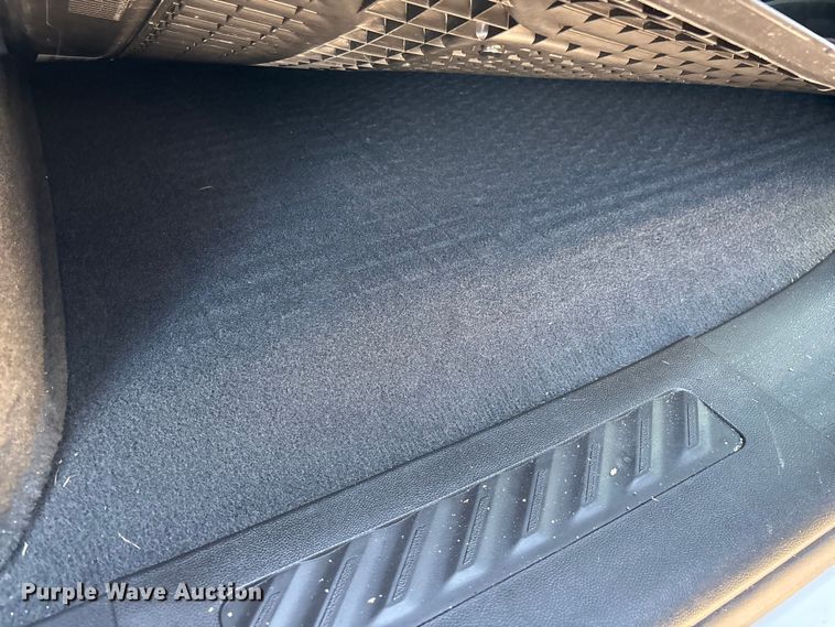 image for item FG0518 2023 GMC Sierra 3500HD Crew Cab pickup truck