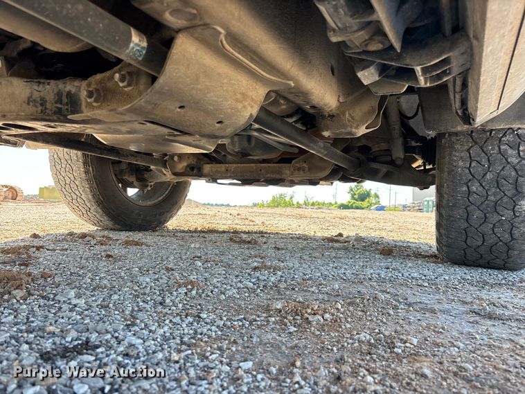image for item FG0518 2023 GMC Sierra 3500HD Crew Cab pickup truck