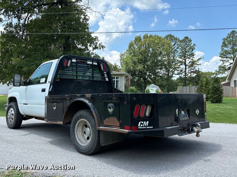 image for item FG0525 1997 Chevrolet Silverado 3500 flatbed pickup truck