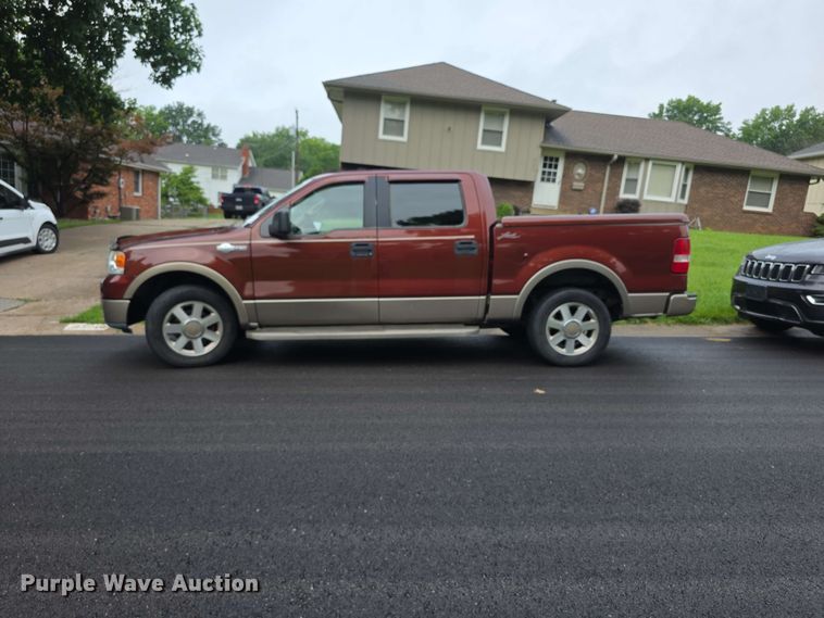 image for item FH6185 2005 Ford F150 Crew Cab pickup truck