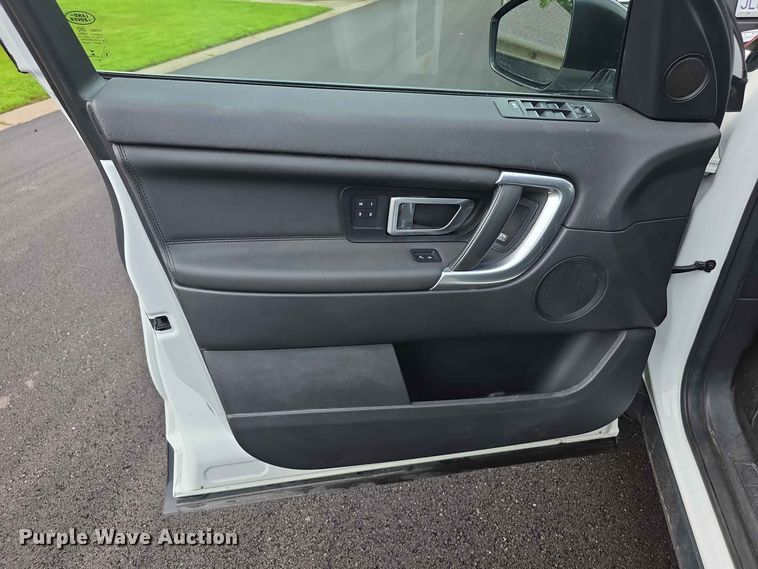 image for item FH6186 2017 Land Rover Discovery Sport SUV