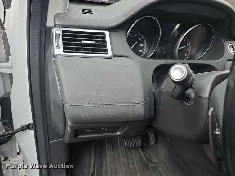 image for item FH6186 2017 Land Rover Discovery Sport SUV