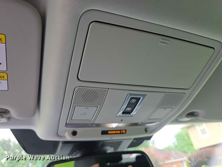 image for item FH6186 2017 Land Rover Discovery Sport SUV