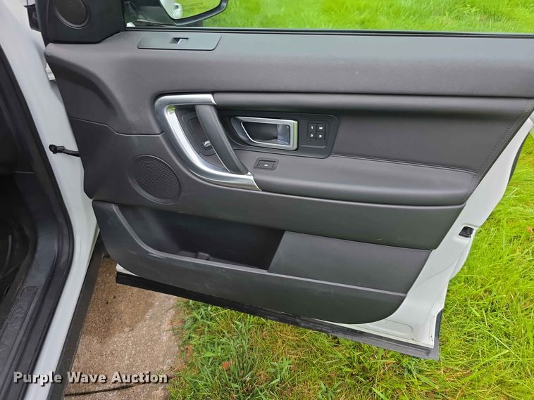 image for item FH6186 2017 Land Rover Discovery Sport SUV