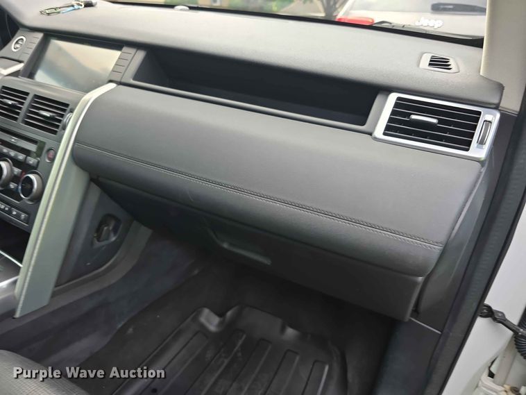 image for item FH6186 2017 Land Rover Discovery Sport SUV